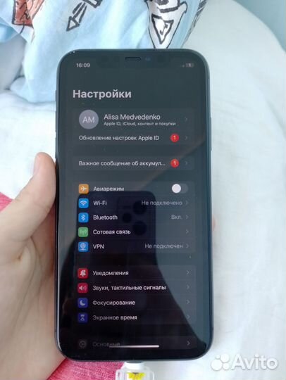iPhone 11, 64 ГБ