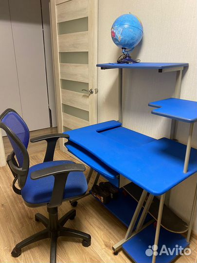Школьная парта, комп. стол, 2 в 1