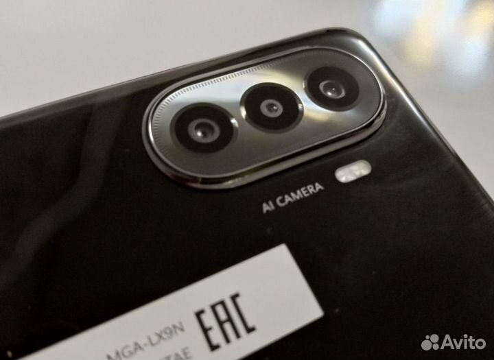 HUAWEI nova Y70, 4/128 ГБ