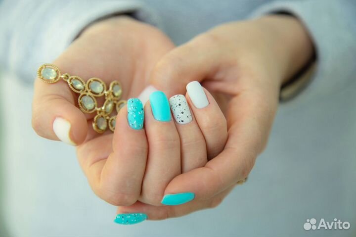 Маникюр и педикюр