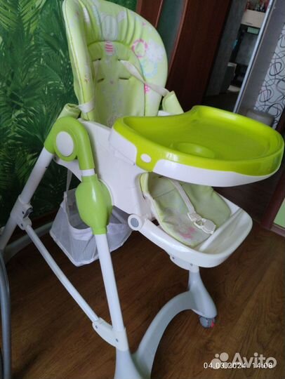 Стул для кормления