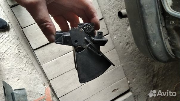 Подстаканник Toyota Corona ST190