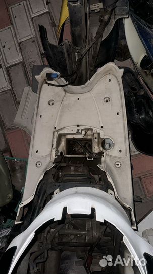 Пластик Пола Yamaha vino sa 26/37