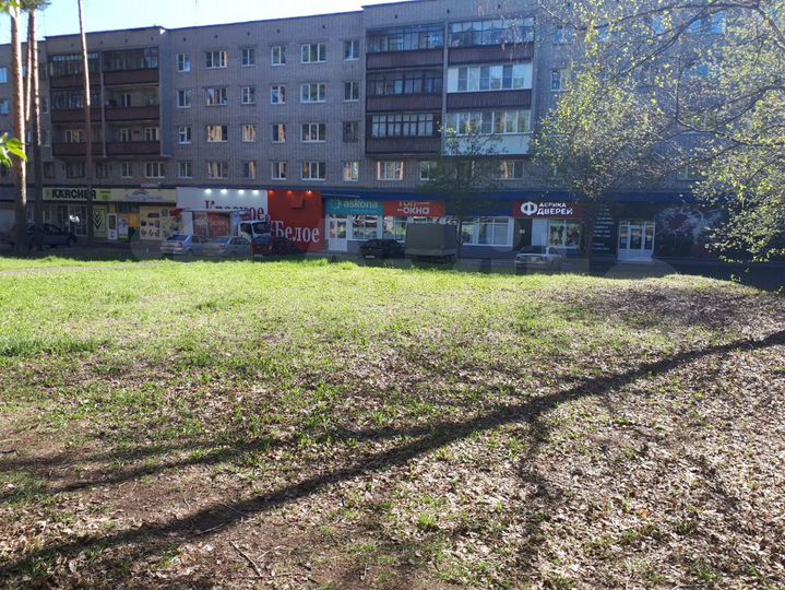 Торговая площадь, 695 м²