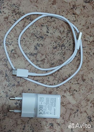 Зарядное устройство для телефона