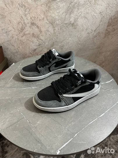 Кеды Nike travis scott