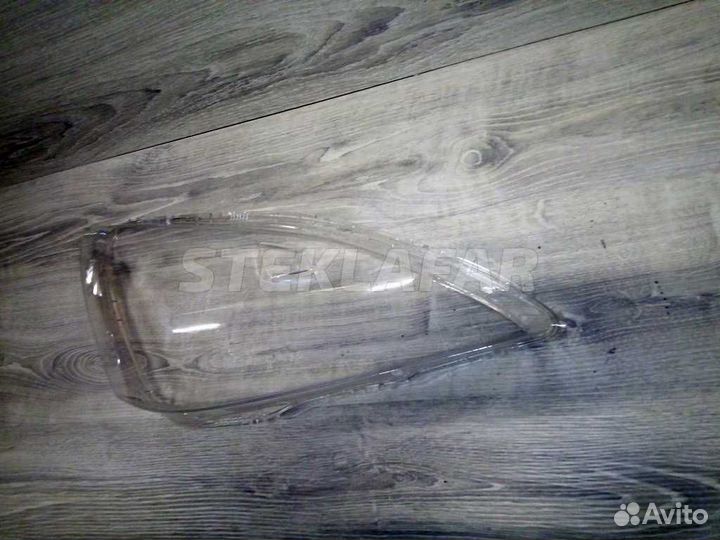 Стекло фары Honda Accord USA 7 USA (2002-2007) (П