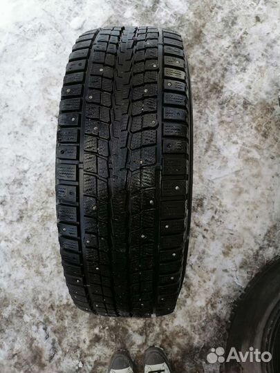 Продам шины б/у зима R17 265/65