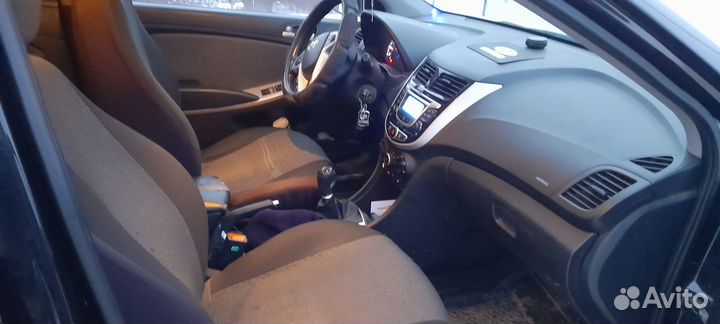 Hyundai Solaris 1.4 МТ, 2011, 157 000 км