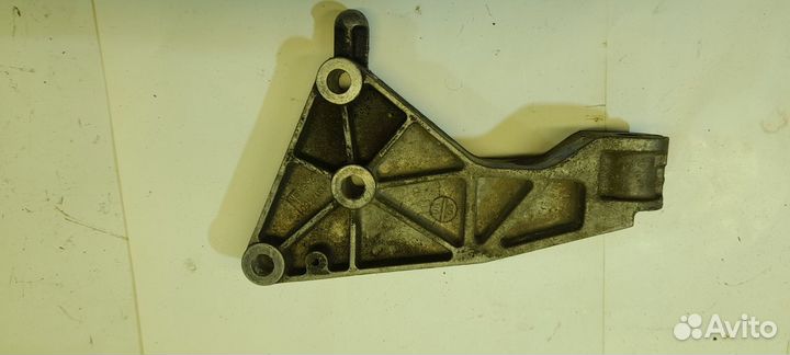 Опора, кронштейн, подушка двигателя задний Opel Н