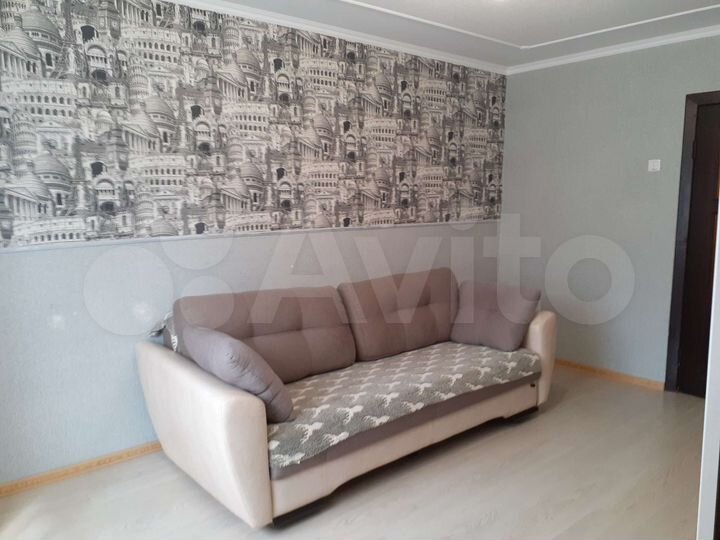 2-к. квартира, 49 м², 2/5 эт.