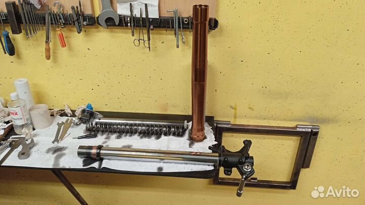 Обслуживание вилки Honda Crf11000 Showa EER