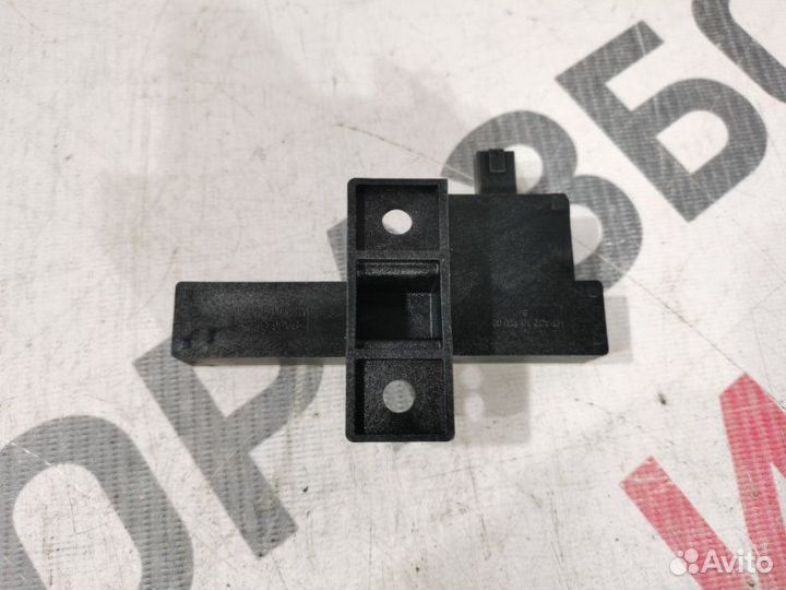 Антенна Volkswagen Touareg NF 3.6 cmta 2013