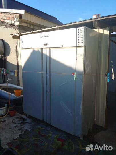 Холодильный шкаф двухдверный бу