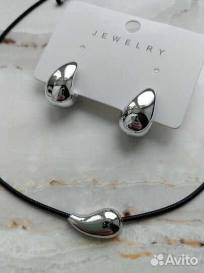 Комплект капля в стиле Bottega Vendetta