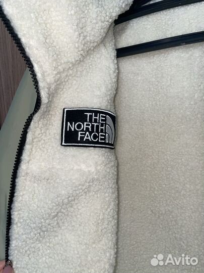 Двусторонняя куртка the north face барашка