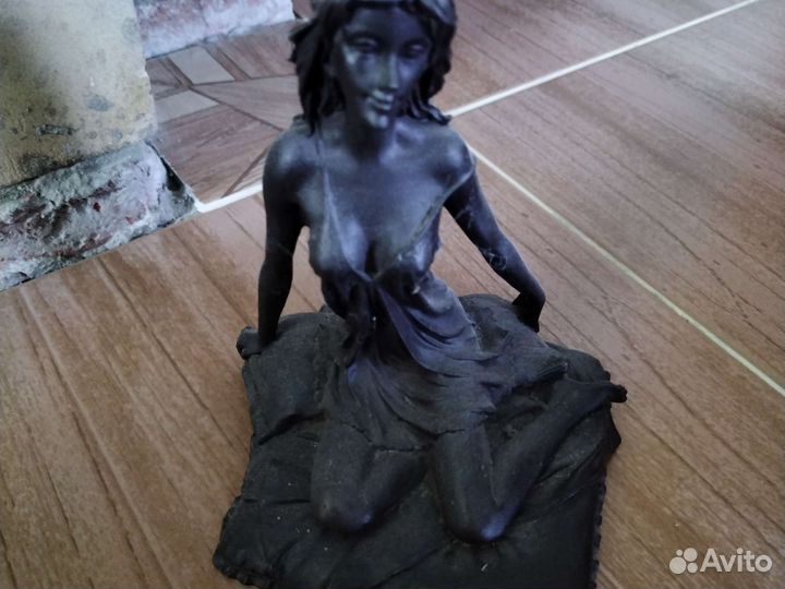 Коллекция чугун девушки