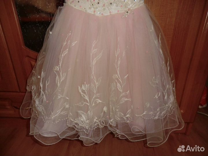 Платье на 4-6 лет
