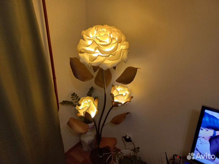 Торшер напольный