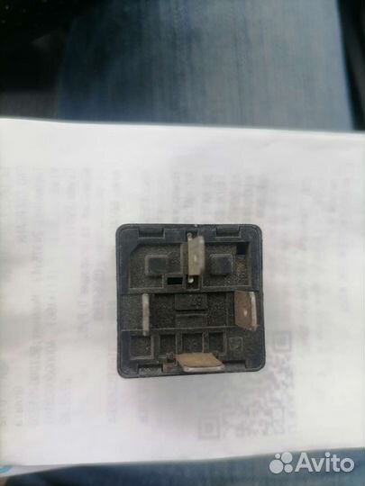 Реле 90244312 и реле 90229206