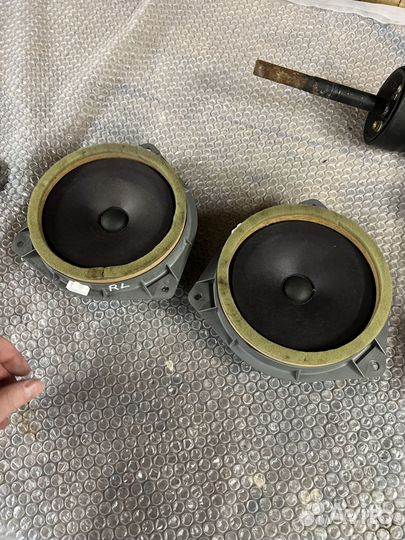 Динамики оригинальные LX470 LC100