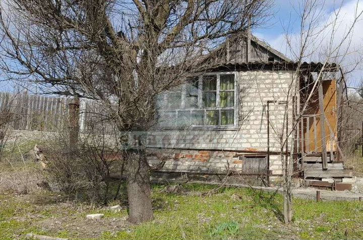 Дача 20 м² на участке 7,5 сот.