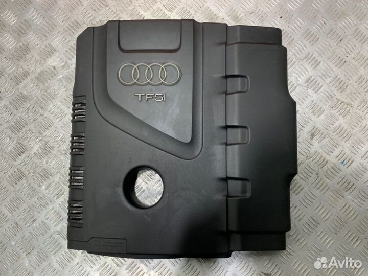 Накладка двс декоративная Audi Q5 8RB