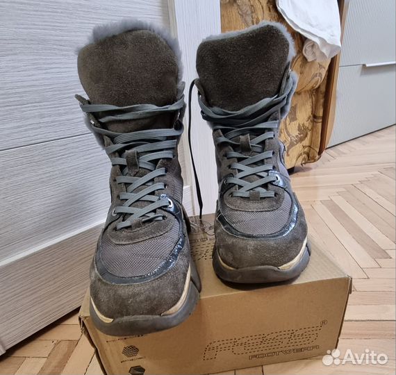 Ботинки женские зимние