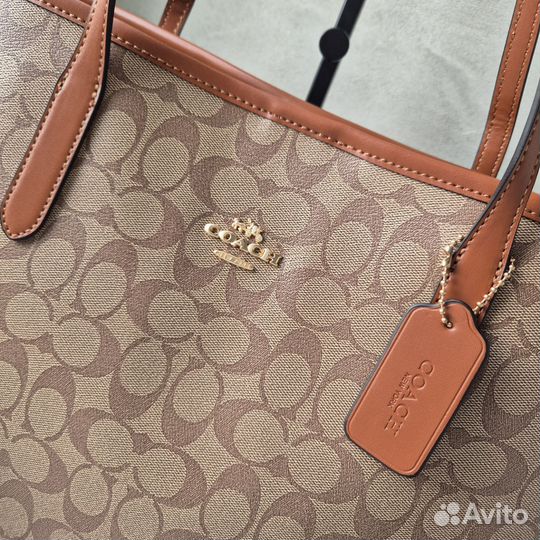 Сумка тоут Coach zip top tote новая