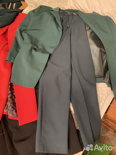 Женские костюмы