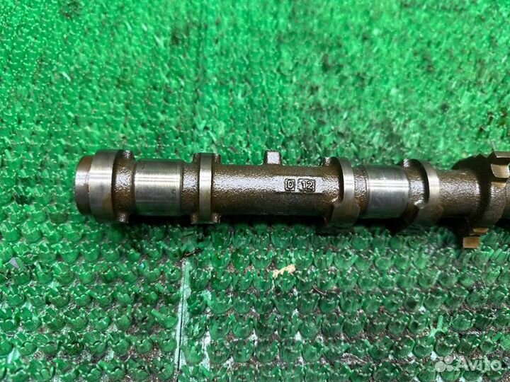Распредвал впускной Toyota 3UZ