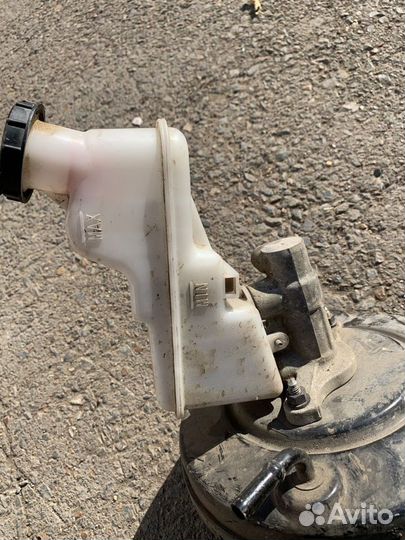 Главный тормозной цилиндр Kia Rio 3