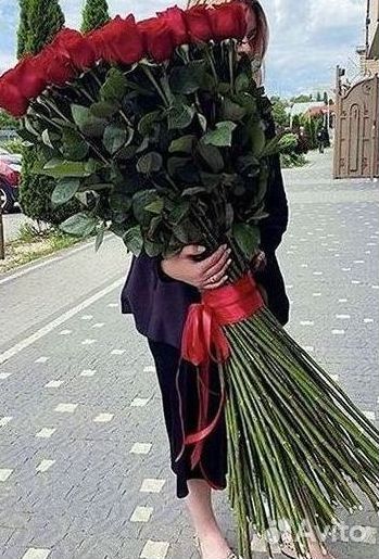 Розы Эквадор Метровые 100 см доставка Москва