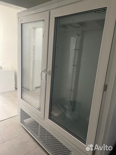 Холодильный шкаф