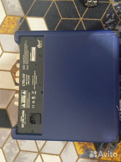 Гитарный комбоусилитель