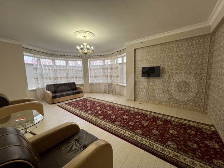 2-к. квартира, 86,7 м², 2/9 эт.