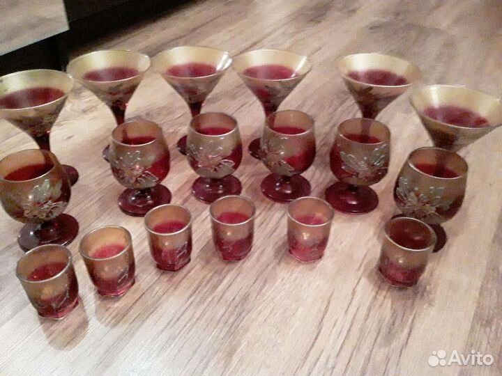 Набор бокалов