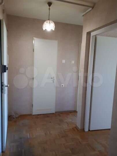 2-к. квартира, 57,4 м², 2/4 эт.