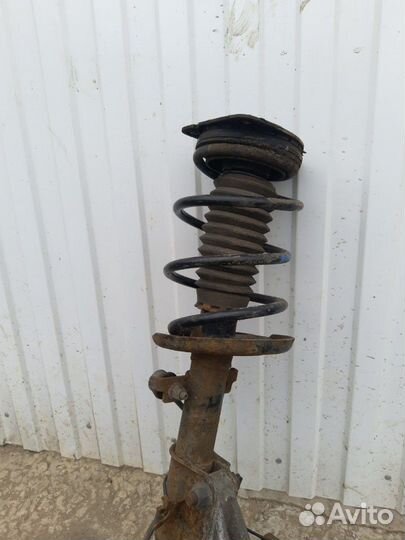 Амортизатор передний Renault Laguna lll M4R