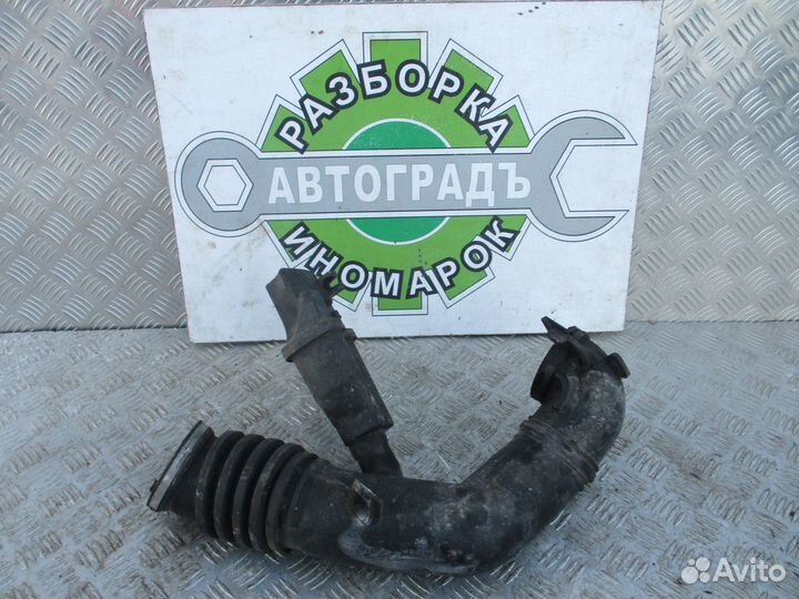 Патрубок воздушного фильтра Mercedes Benz W210 3.2