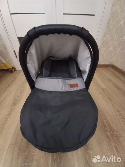 Детское автокресло от 0-1год