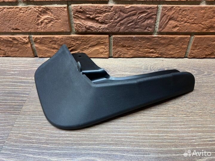 Брызговик задний правый Volkswagen Jetta 2019+