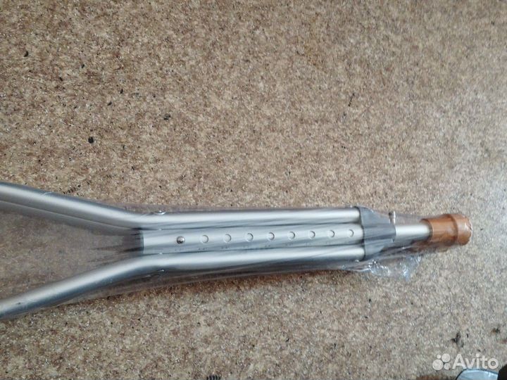 Костыли подмышечные