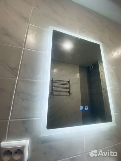 Новое зеркало с подсветкой