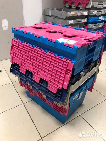 Ящик пластиковый с крышкой