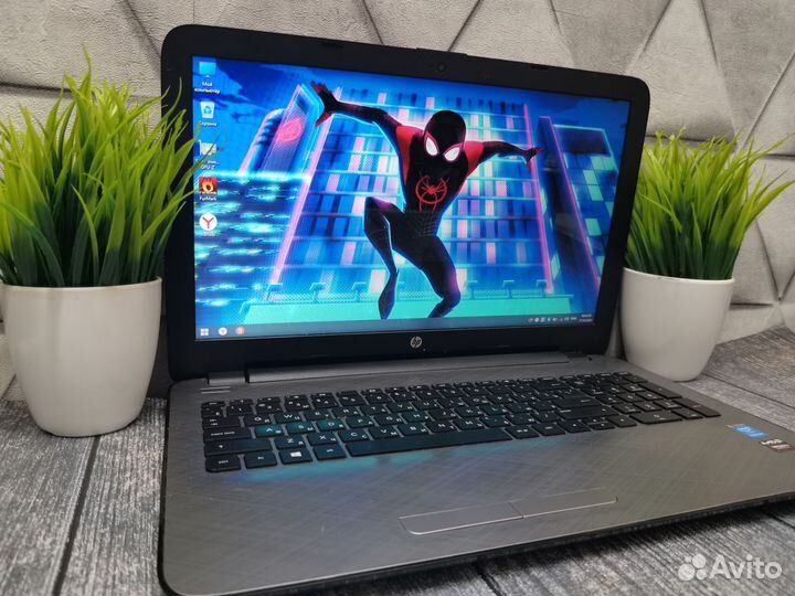 Игровой Ноутбук/Intel 4ядра/8GB/SSD/ R5 M330