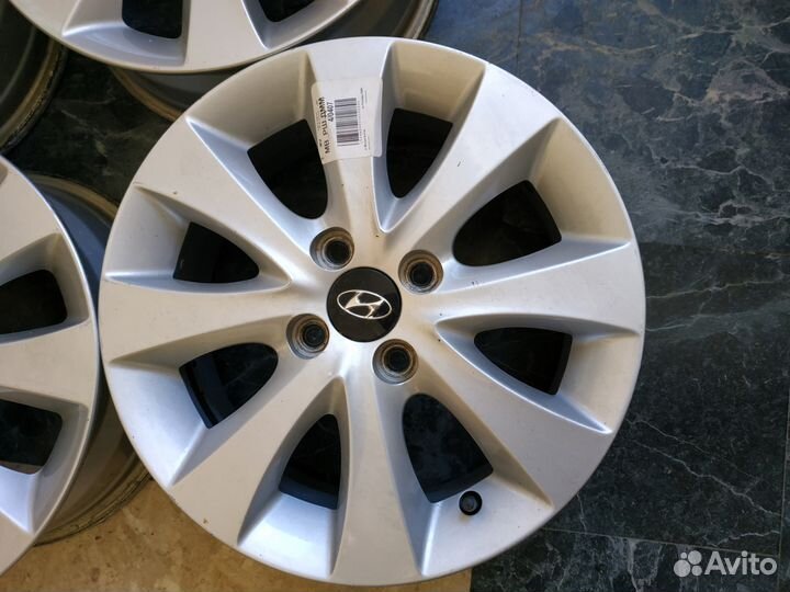 Оригинальные диски hyundai solaris r16. Диск хендай солярис б у. Литые диски на хендай солярис r16. Литье солярис r15. Литые диски на хендай солярис r16.