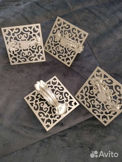 Подхваты для штор металлические