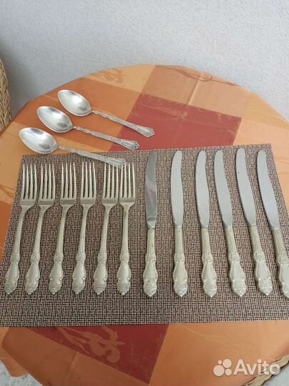 Мельхиоровые ложки, вилки и ножи