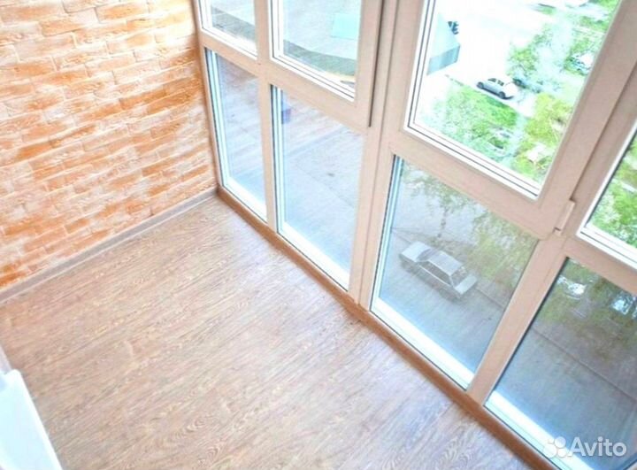 Остекление и отделка балконов